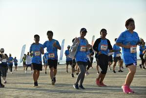 BIB: 8383, 9076
                            <button type="button" onclick="openModal(3180752)" class="btn btn-primary btn-sm float-right btn-popup" data-toggle="modal" data-target=".modal-high-quality">
                        <i class="fas fa-shopping-cart"></i> Add to Cart
                    </button>
                                            <button type="button" onclick="isThisMe(3180752, true)" class="btn btn-success btn-sm float-right btn-popup btn-isme hidden" data-toggle="tooltip" data-placement="bottom" title="นี่คือรูปของคุณใช่ไหม คลิกที่นี่เพื่อเอาเข้าอัลบั้ม">
                        <i class="fas fa-plus"></i> Add to album
                    </button>
                    <button type="button" onclick="isThisMe(3180752, false)" class="btn btn-warning btn-sm float-right btn-popup btn-isnotme hidden">
                        <i class="fas fa-ban"></i> Remove from album
                    </button>